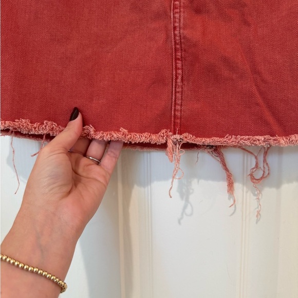 Paige Jeans Red Denim Mini Skirt Button Fly Frayed Hem - Picture 2 of 8